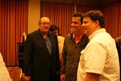 Click to view album: 2011-10-25 Reunion Int con Henrique Capriles