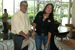 Click to view album: 2011-10-25 Antesala a la reunion con Henrique