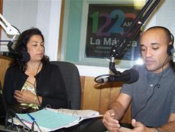 Click to view album: 2011-11-17    Programa de Radio 